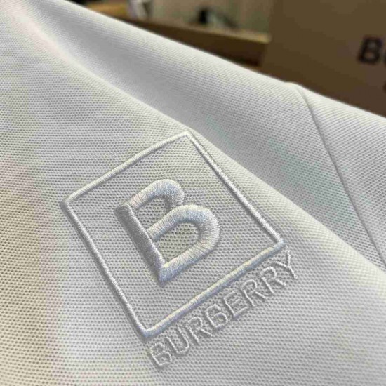 Burberry  T-shirt BUY0092