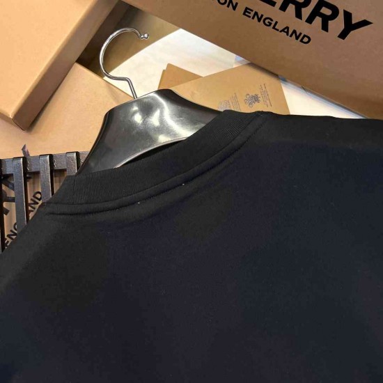 Burberry     T-shirt BUY0113