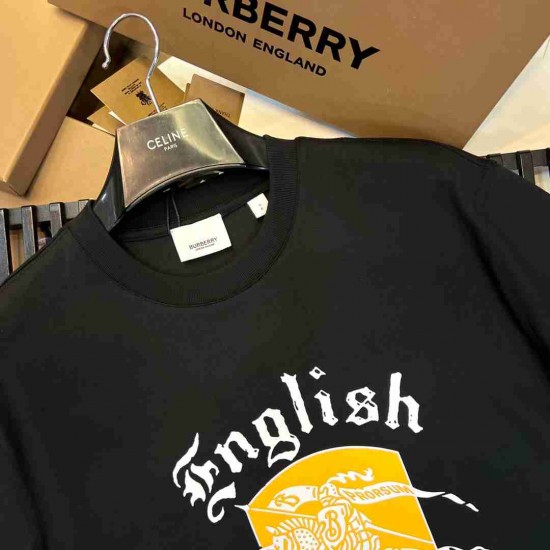 Burberry     T-shirt BUY0117