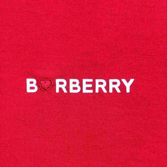 Burberry      T-shirt BUY0126