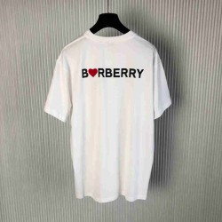Burberry      T-shirt BUY0128