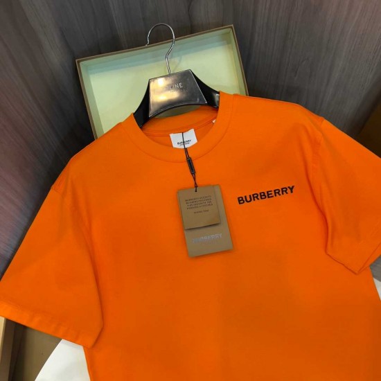 Burberry      T-shirt BUY0131