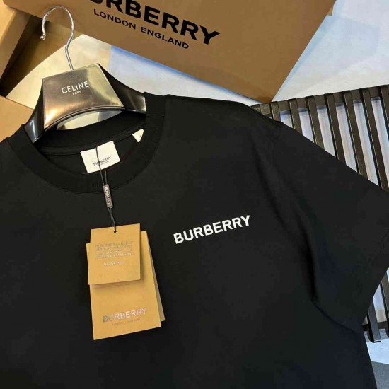 Burberry      T-shirt BUY0132
