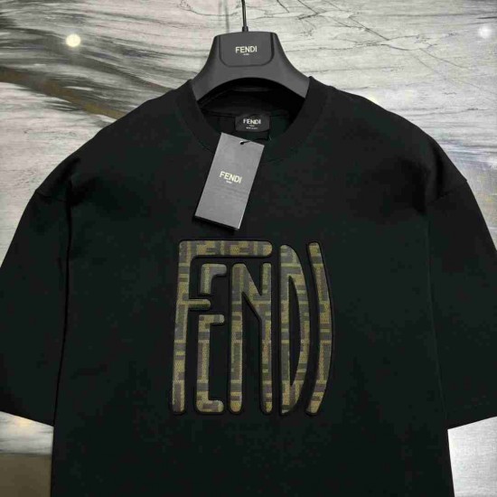 Fendi    T-shirt FEY0075