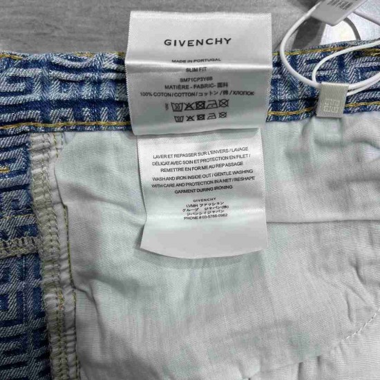 Givenchy Shorts GVK0007