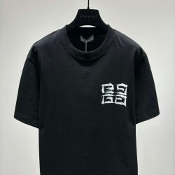Givenchy   T-shirt GVY0056