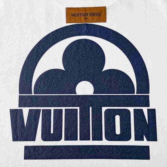 Louis   Vuitton T-shirt LVY0124