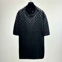 Louis      Vuitton T-shirt LVY0242