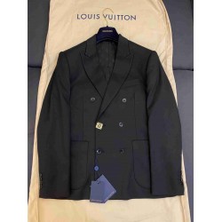 Louis        Vuitton Set LVY0251