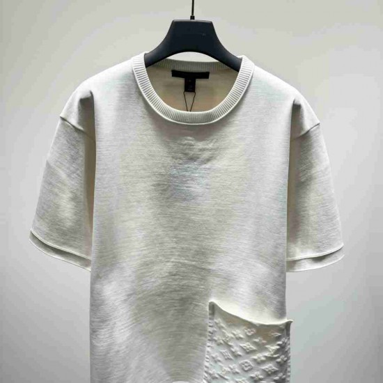 Louis            Vuitton  T-shirt LVY0286