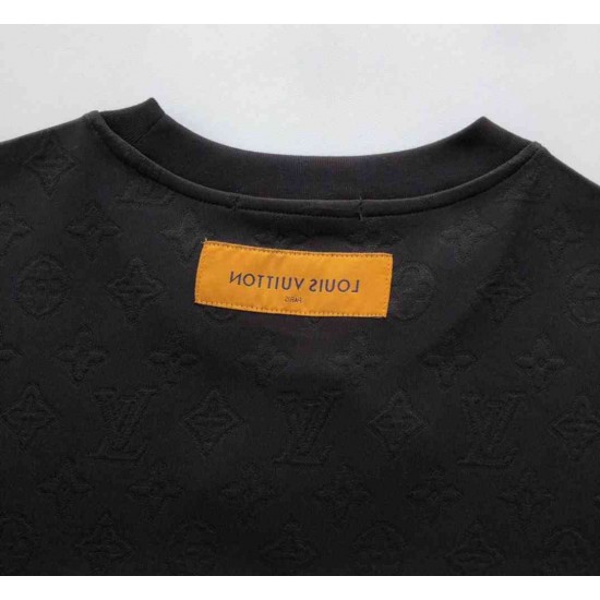 Louis             Vuitton  T-shirt LVY0294