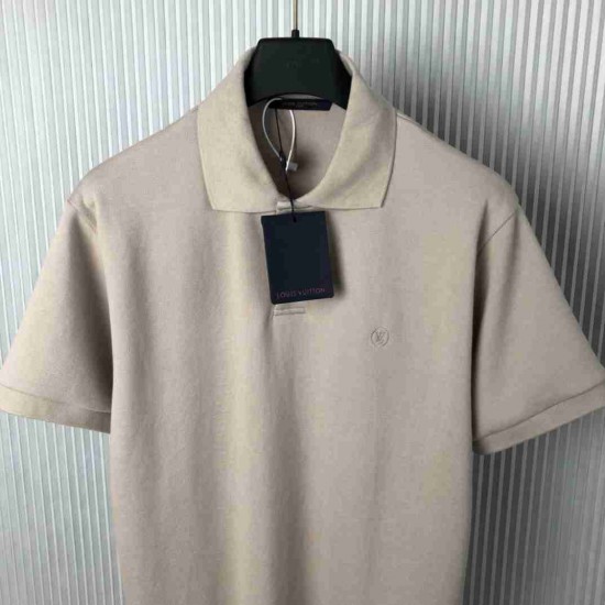 Louis             Vuitton  T-shirt LVY0300