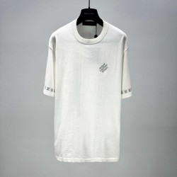 Louis              Vuitton  T-shirt LVY0336