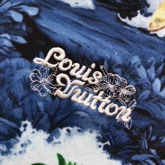 Louis                 Vuitton  T-shirt LVY0354