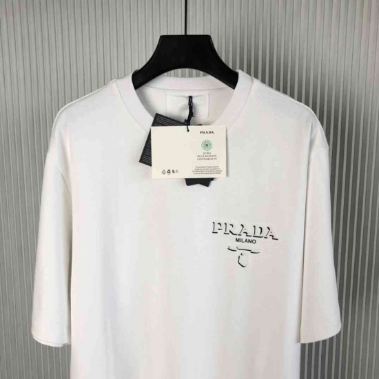 PRADA         T-shirt PAY0161